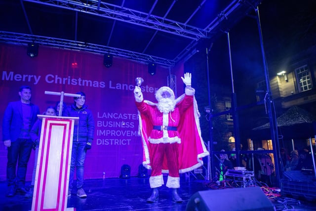 Lancaster Christmas Light Switch-On Event, Market Square 28.11.2021. Picture by Anthony Farran.