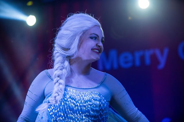 Elsa & Anna Frozen tribute Act perform at the Lancaster Christmas Light Switch-On Event, Market Square 28.11.2021. Picture by Anthony Farran.