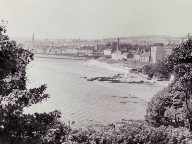 Overlooking Kirkcaldy from Ravenscraig Park in the early 1930s
