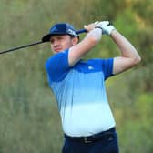 Connor Syme tees off on the second tee during day one of the DP World Tour Championship at Jumeirah Golf Estates on December 10, 2020 in Dubai, United Arab Emirates. (Photo by Andrew Redington/Getty Images)