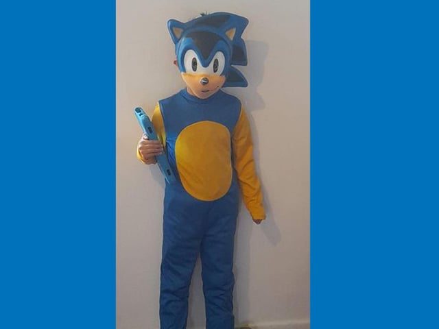 Zackariyah Ali as Sonic the Hedgehog