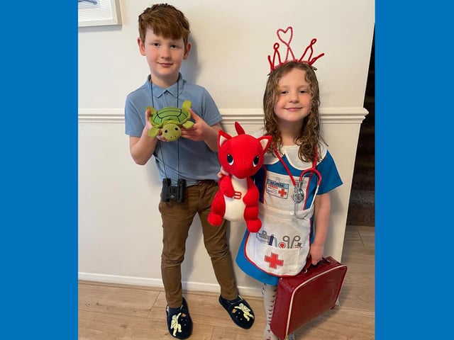Harrison and Quinn as David Attenborough and Princess Pearl from Zogg