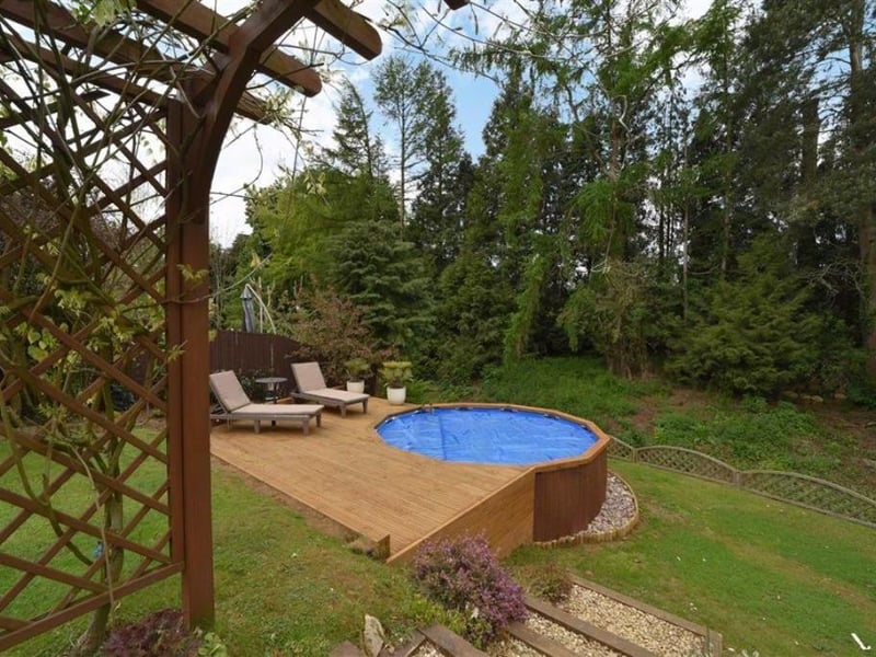 This stunning home with a beautiful garden in Maidwell, complete with a swimming pool and cinema room is on the market for a bargain price of less than 800,000.
Listed by Richard Greener and marketed by Rightmove.