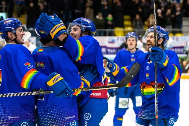 Fife Flyers celebrate victory over Coventry Blaze (Pic: Derek Young)