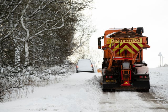 A gritter lorry on the A515.
