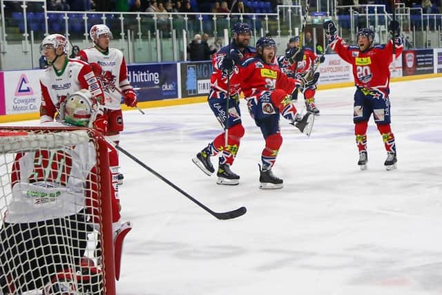 Action from Dundee Stars game against Cardiff Devils (Pic: Derek Black)