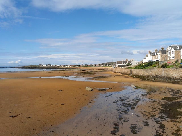 The beach at Elie's harbour has been awarded Scotland's Beach Award from Keep Scotland Beautiful for the last 15 consecutive years.