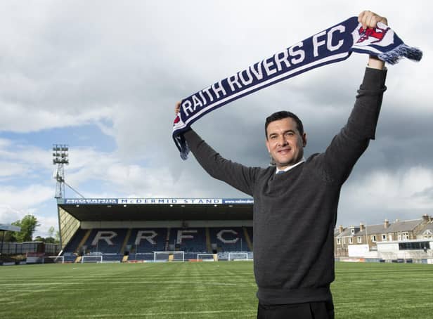 Ian Murray is unveiled as the new manager of Raith Rovers. (Photo by Paul Devlin/SNS Group)