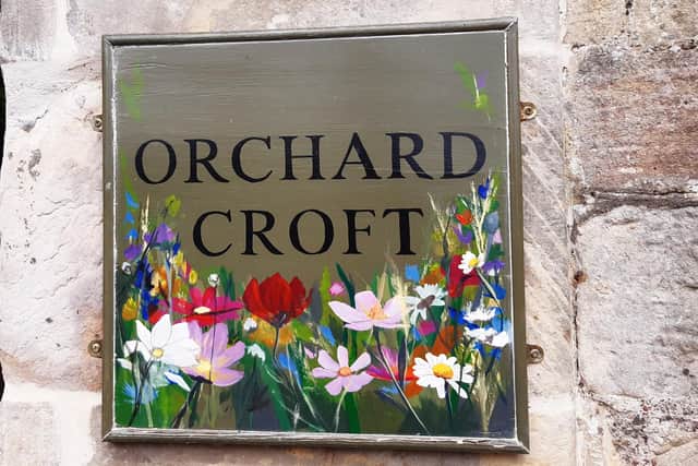 New signage at Orchard Croft in Dysart.
