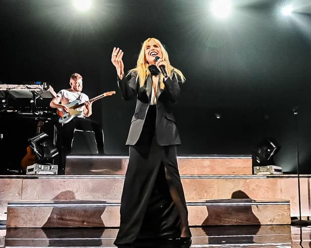 Paloma Faith on stager at the Alhambra Theatre (Pic: Calum Buchan)