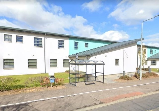 There are 1237 patients per GP at Glenwood Practice, Glenrothes.
In total there are 6185 patients and five GPs.