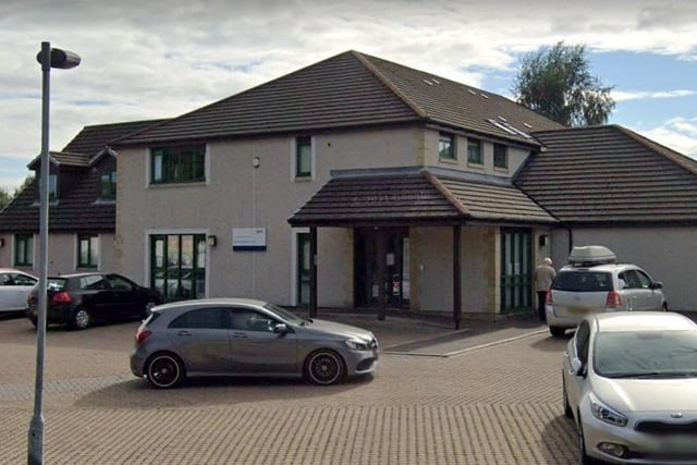There are 1010 patients per GP at Bennochy Medical Centre, Kirkcaldy.
In total there are 9090 patients and nine GPs.