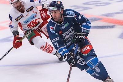 Zack Phillips, Forward:
The 29-year old’s signing brings him back to the EIHL where he previously iced with Nottingham Panthers in 2018 where he was the club’s third top points scorer.
His career has taken him from North America to Slovakia, Poland and Germany where has carved out a decent track record across the leagues.
Find the right line mate for him and he could ignite hockey games in Kirkcaldy.