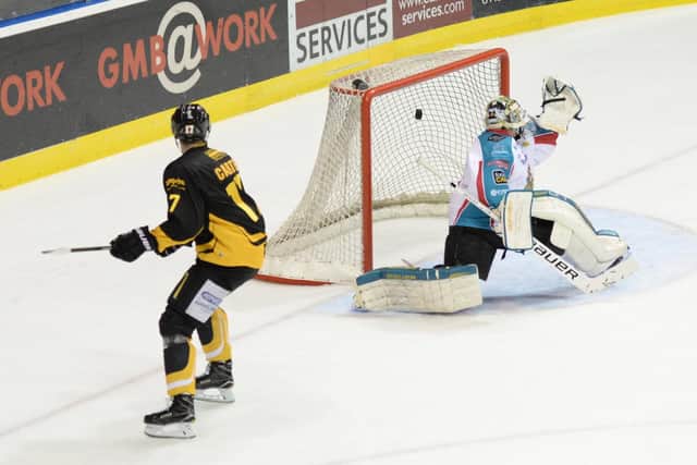 Matt Carter in action for Nottingham Panthers
