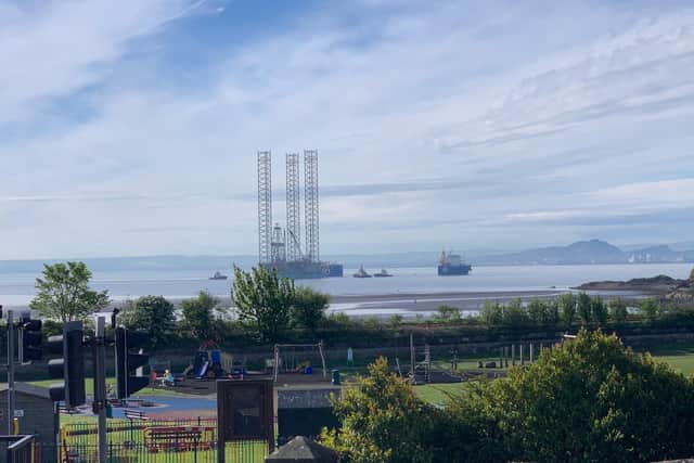 The oil rig and boat pictured from Burntisland Links
