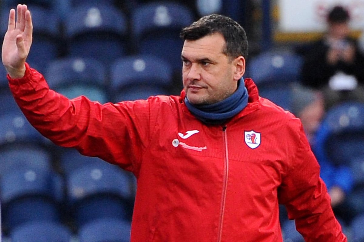 Raith Rovers boss Ian Murray faces sweat on former Celtic B defender being fit for play-offs