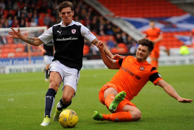 August 27, 2016: Dundee United 2-2 Raith Rovers. Raith's Ross Callachan and Stewart Murdoch tussle on day Willo Flood and Cammy Smith goals for hosts are cancelled out by Jordan Thompson and Kevin McHattie (Pic Fife Photo Agency)