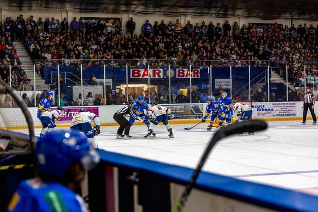 Fife Ice Arena was packed with over 2900 fans for Sunday's huge game (Pic: Derek Young)