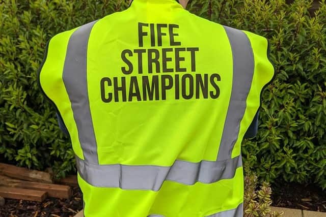 Fife Street Champions has enlisted an army of volunteer litter pickers from across Fife to rid the Kingdom of rubbish.