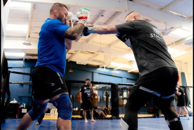 Ray (left) will be underdog in bare knuckle debut (Pic Stallion Mccallion Photography)