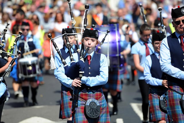 Pipers lead the way to the games arena