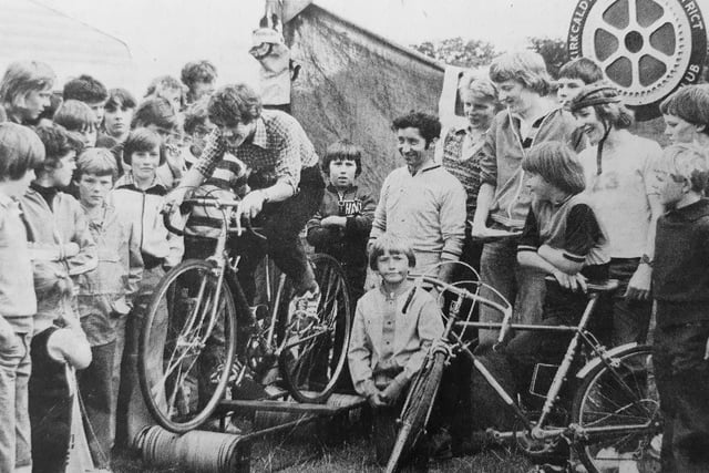 Kirkcaldy & District Cycling Club at Kirkcaldy Round Table’s two day exhibition, Wheels ‘77.
The event was staged at Beveridge Park in the town.