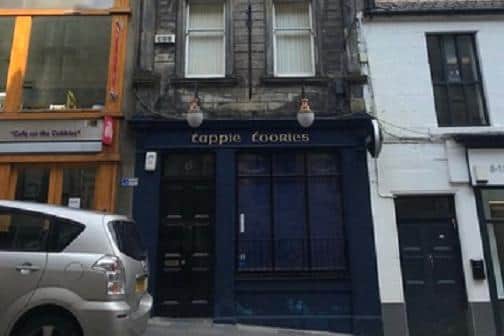 Tappie Toorie pub in Dunfermline