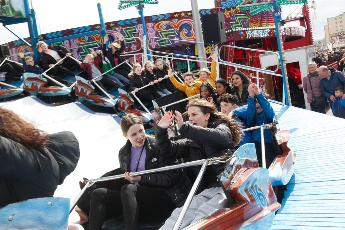 Funfri Link Links Market: Kirkcaldy's famous funfair set to return to Esplanade ...