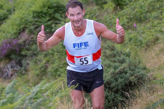 Stephen Dickson competing in the 5.4km Law Breaker Hill Race at Tillicoultry (Pic: Gordon Donnachie)