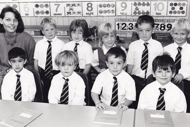 Meet the 1994 P1 class at Coaltown of Wemyss Primary School