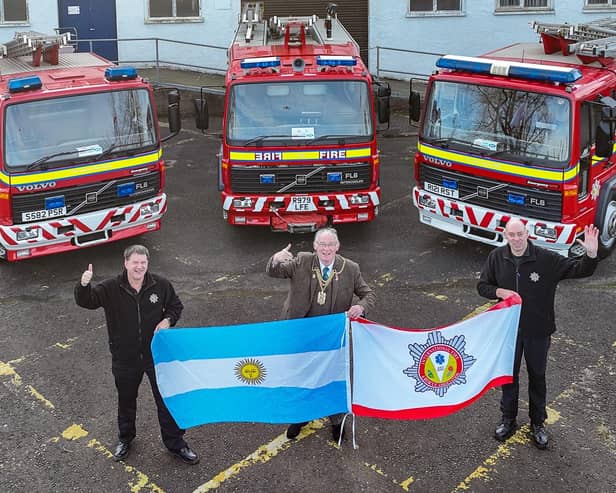 The three appliances with (from left) David Kay, IFRA Chairman; Provost of Fife Jim Leishman and Gary Johnson, IFRA Secretary.  (Pic: Andrew Beveridge)
