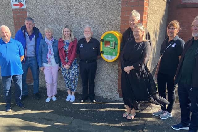 Lawson Rennie, CPR Lead, Lesley MacDonald, Area Chair for Fife, Ewan MacDonald, Fife Committee Member, Julie and Jenny Reid from Charlie Reid Travel and some club members.