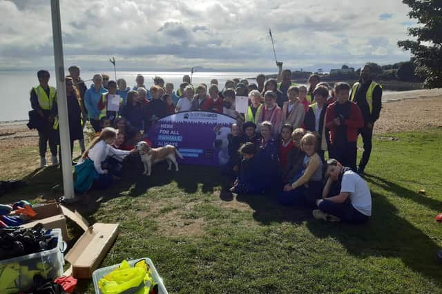 Pupils from Aberdour Primary School were joined by staff from Cala Homes (East) who rolled their sleeves up and took part in a litter picking day at Aberdour Silver Sands beach in support of the Scottish SPCA.
