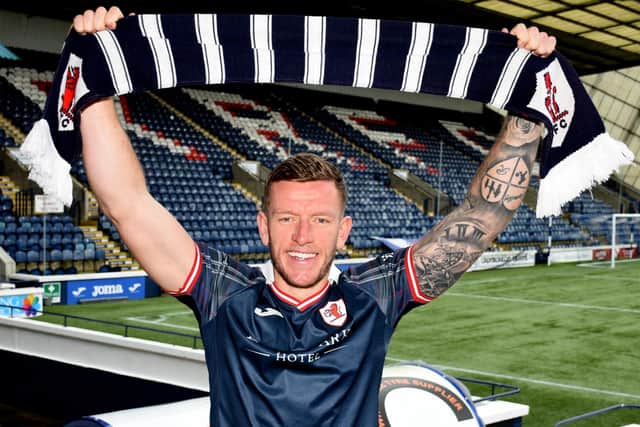 Lee Ashcroft shows off his Raith Rovers colours at Stark's Park