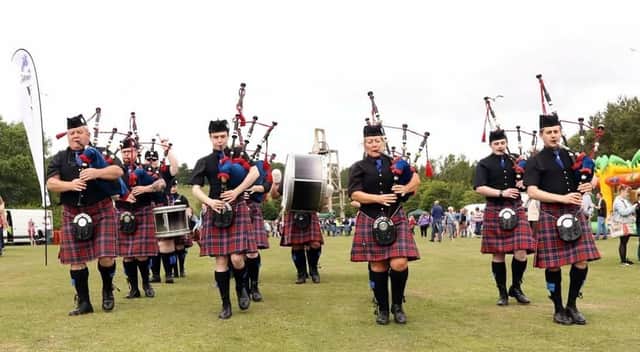The Methil and District Pipe Band.