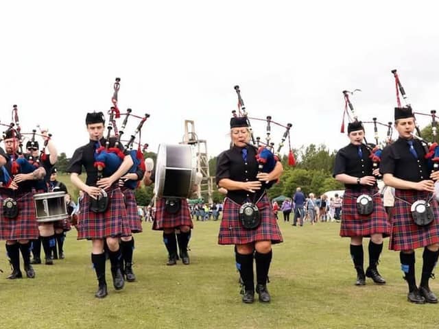 The Methil and District Pipe Band.
