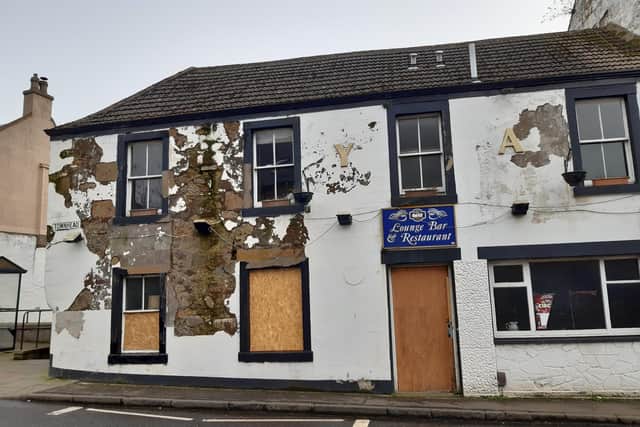 The crumbling, boarded-up exterior of the Royal Hotel, Dysart (Pic: Fife Free Press)