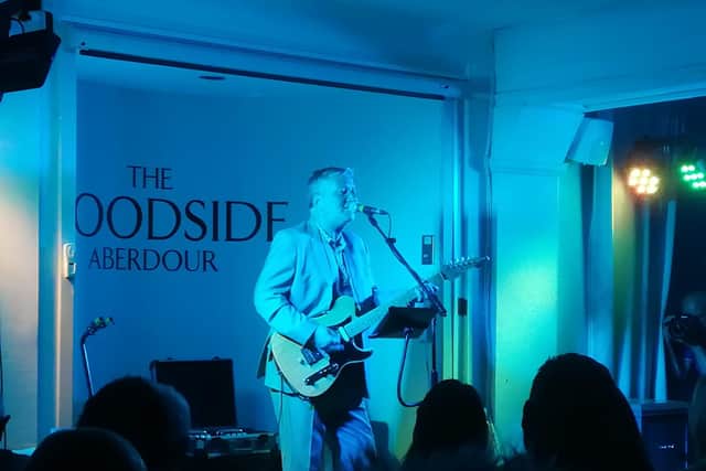 Glenn Tilbrook on stage at the Woodside Hotel, Aberdour