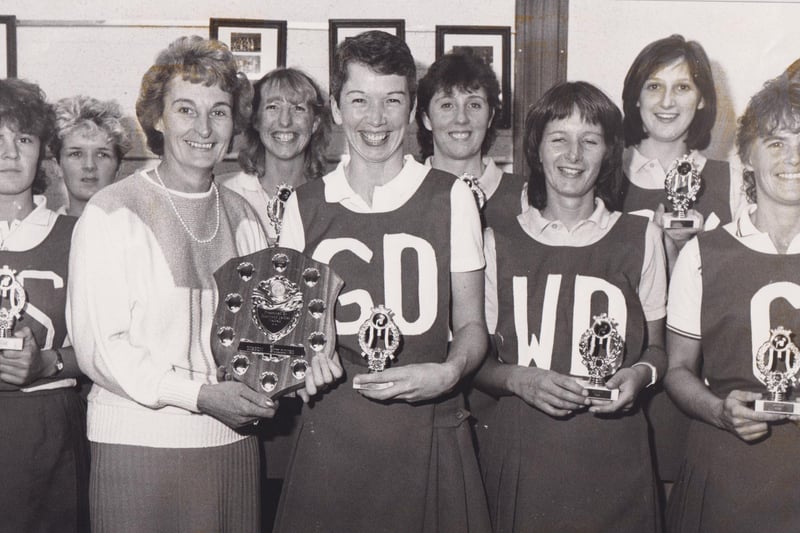 Glenrothes ‘B’ ladies netball team won the Gibson Trophy circa 1993, and it was presented to captain Louise Smith by Mrs Gibson.
