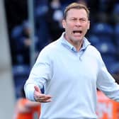 January 27, 2024: Raith Rovers 2-3 Inverness. ICT boss Duncan Ferguson remonstrates on day his side prevail thanks to an Alex Samuel hat-trick. Raith's goals were netted by Jack Hamilton and Lewis Vaughan. (Pic FPA)
