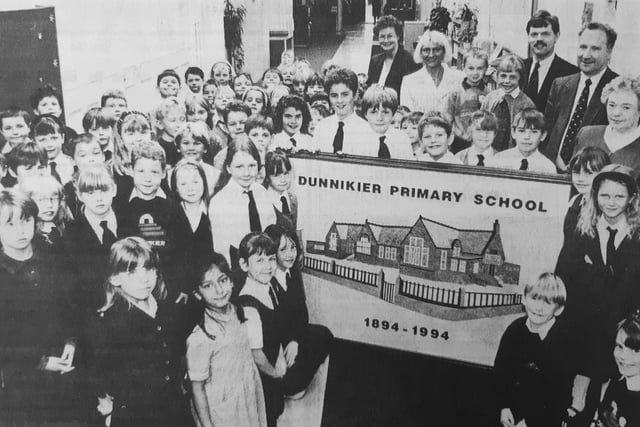 Dunnikier Primary School celebrated its centenary in September 1994 with a photo of their school done in linoleum,  presented by Forbo Nairn.