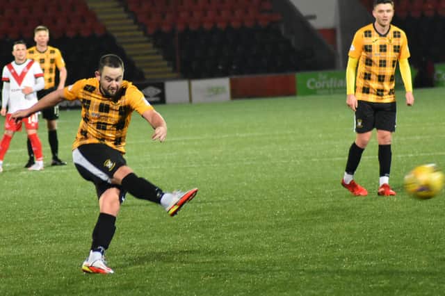 Ryan Wallace gets his shot away as East Fife try to eat into Airdrie's advantage. Pic by Kenny Mackay