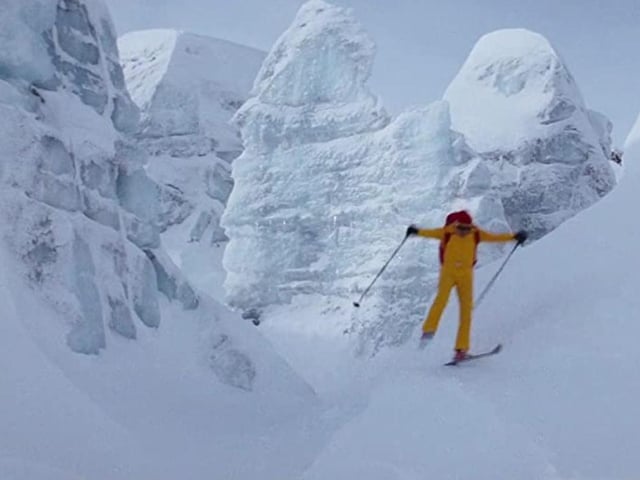 In the tenth film in the James Bond series, the British spy investigates the theft of two submarines carrying nuclear warheads. In the movie, Bond is ambushed by Soviet agents and manages to escape after an epic ski chase.