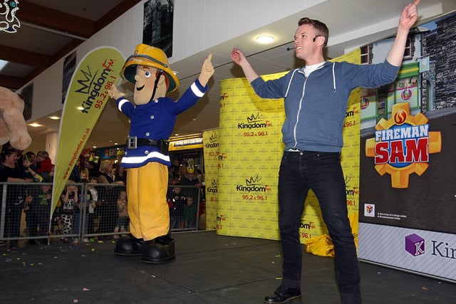 Fireman Sam switches on the Christmas lights at the Kingdom Centre in Glenrothes.  November 2014