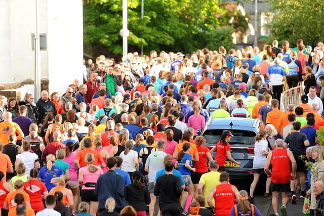 Nearly 1000 runners took part. (Pic: Fife Photo Agency)