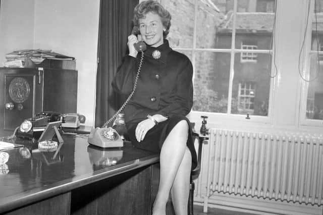 1962 - Mrs M Fiddler winner of the GPO Speaking Clock competition