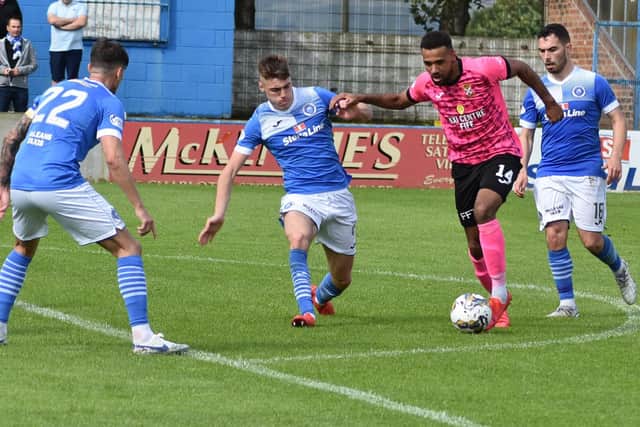 Nathan Austin on the ball for East Fife at Stranraer on Saturday (Pic: Kenny Mackay)