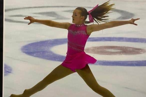 Elliot Young shows her fine style on the ice