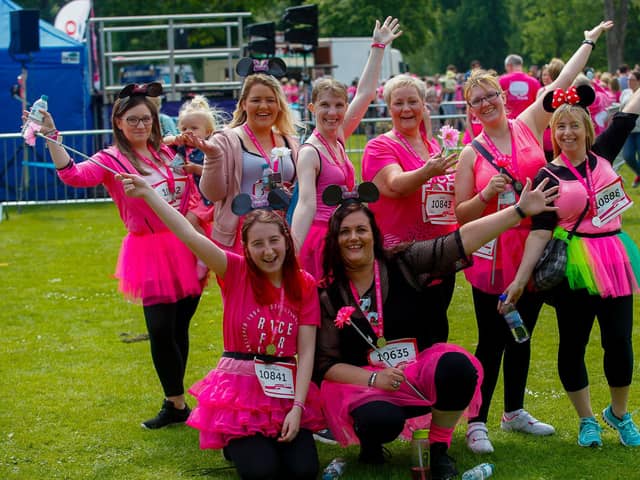 Participants at the 21019 Race For Life in Falkirk (Pic: Scott Louden)