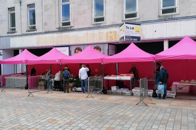 Artisan  Friday is snow extending into a monthly Saturday market on High Street, Kirkcaldy